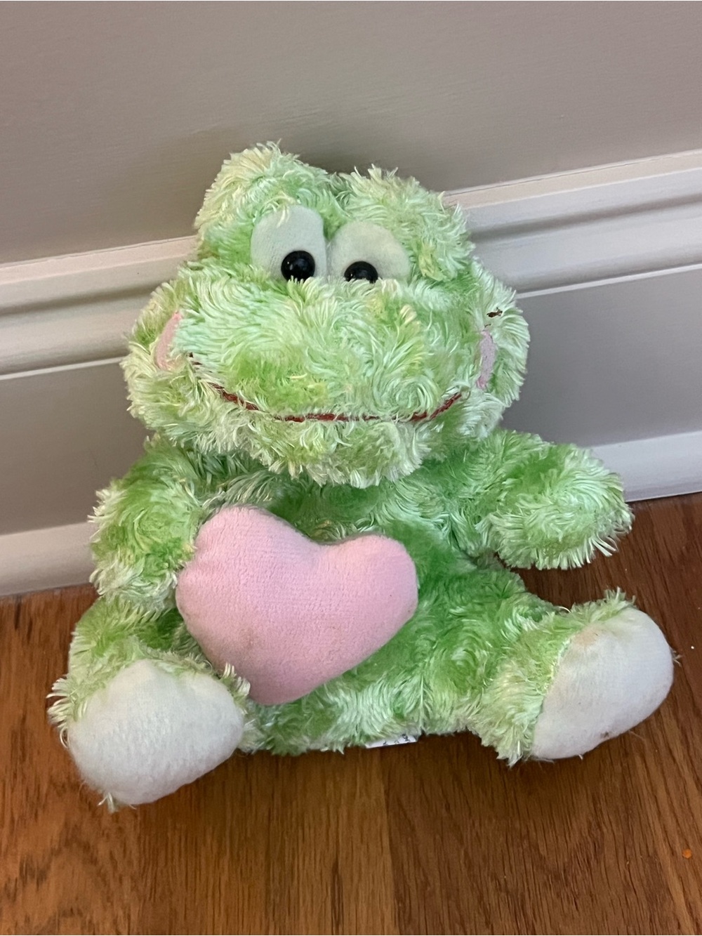 Plush Green Frog Holding Pink Heart - Soft Kids Toy
